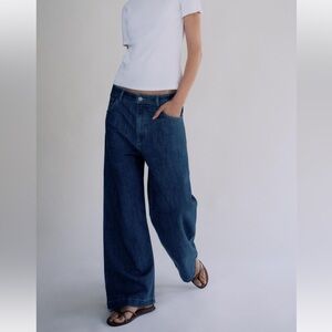 Never worn Zara wide leg jeans, size US8